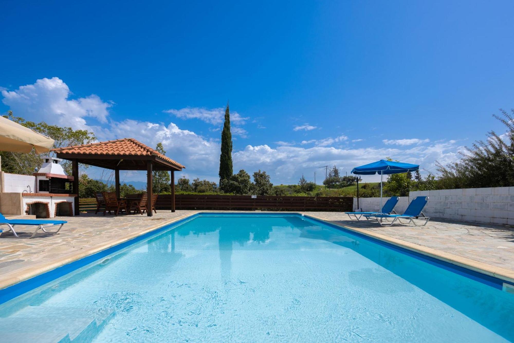 Villa Ira Finiki Lací Kültér fotó