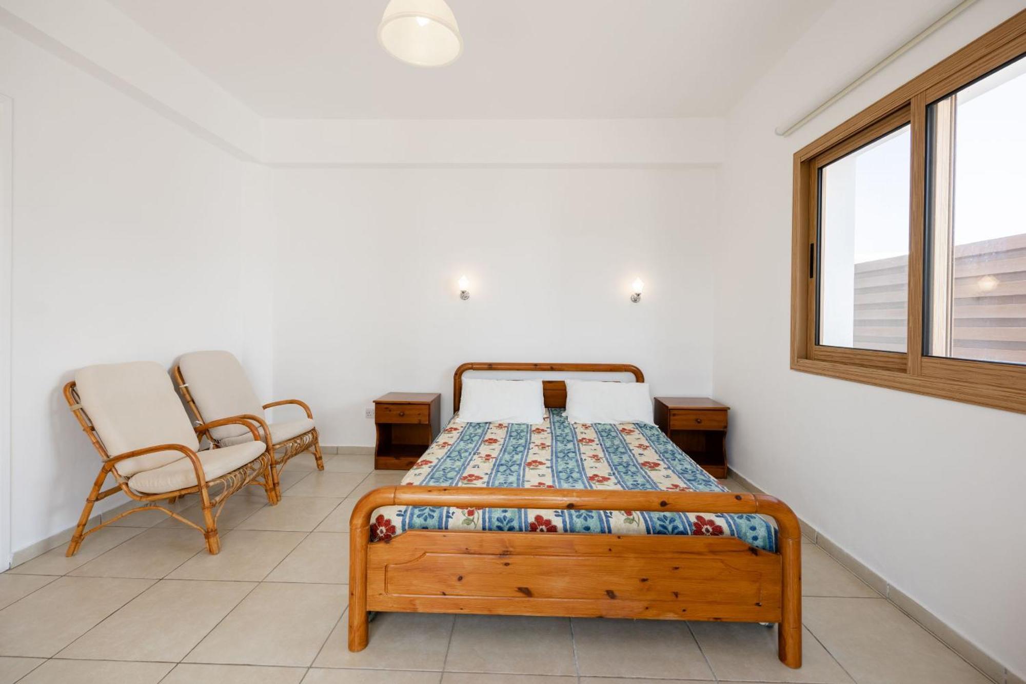 Villa Ira Finiki Lací Kültér fotó