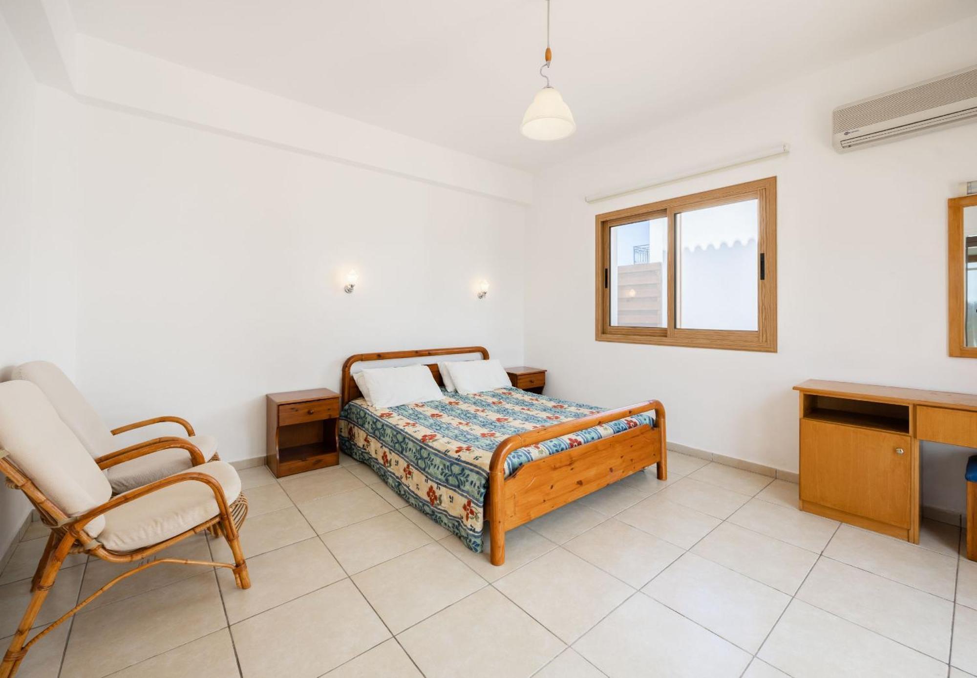 Villa Ira Finiki Lací Kültér fotó