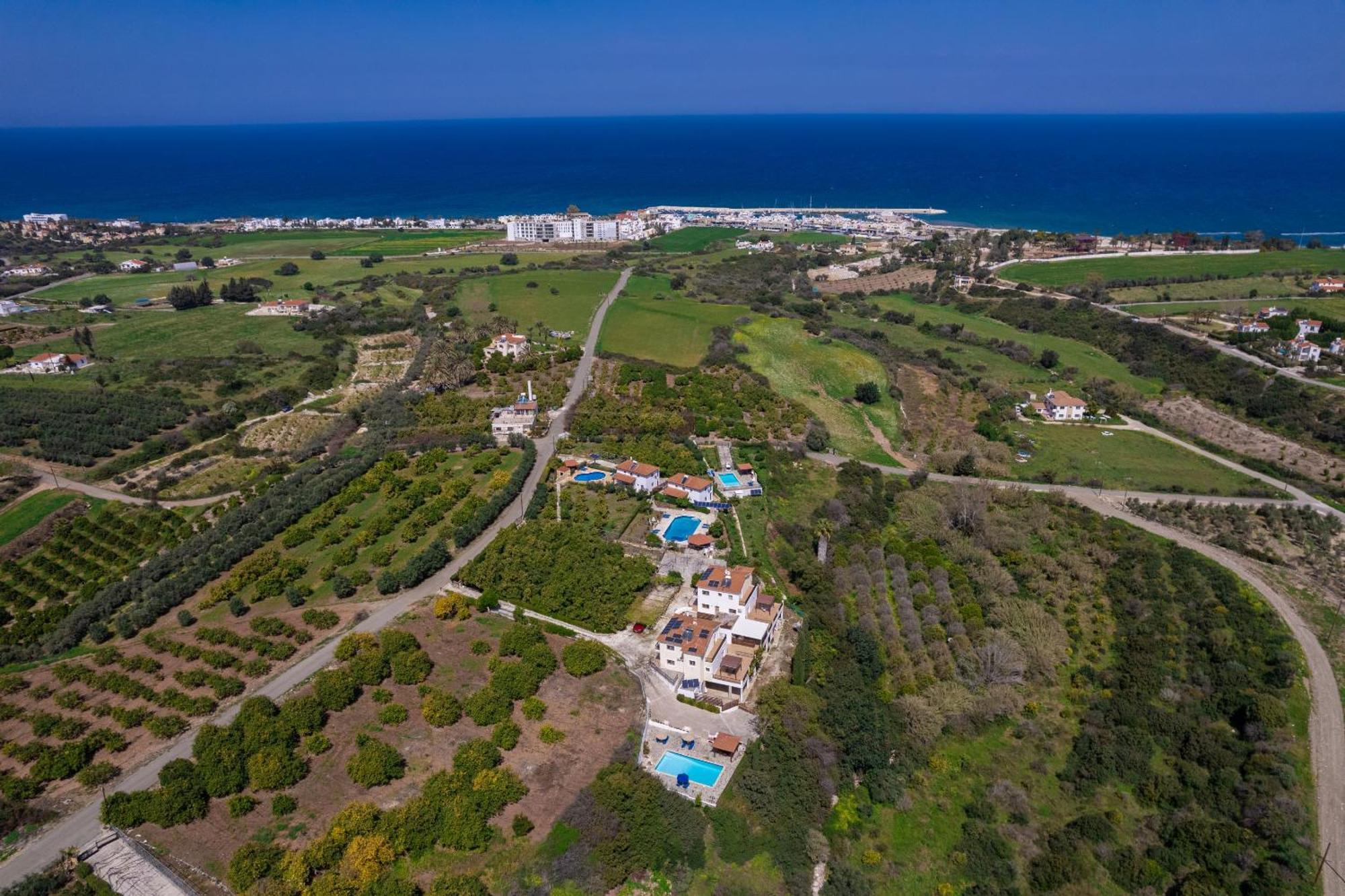 Villa Ira Finiki Lací Kültér fotó