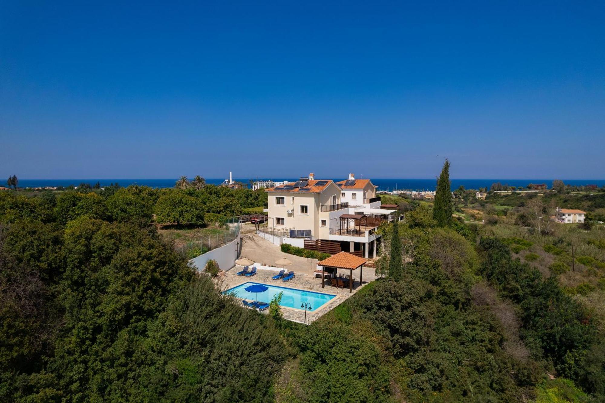 Villa Ira Finiki Lací Kültér fotó